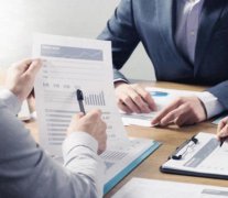 怎么找同聲傳譯服務的公司？翻譯公司報價多少？